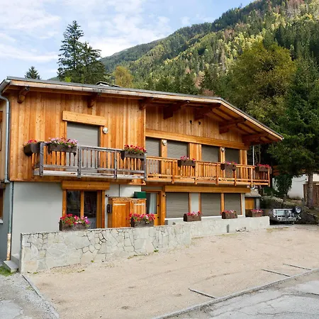 Apartment Biolay, Alpes Agency, Chamonix, Sleeps 6