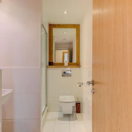 Apartment Biolay - Alpes Travel - - Sleeps 6 *