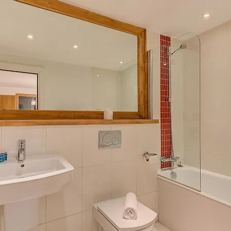 Biolay - Alpes Travel - - Sleeps 6 Apartment *