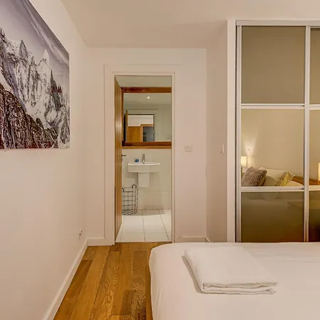 Apartment Biolay - Alpes Travel - - Sleeps 6 *